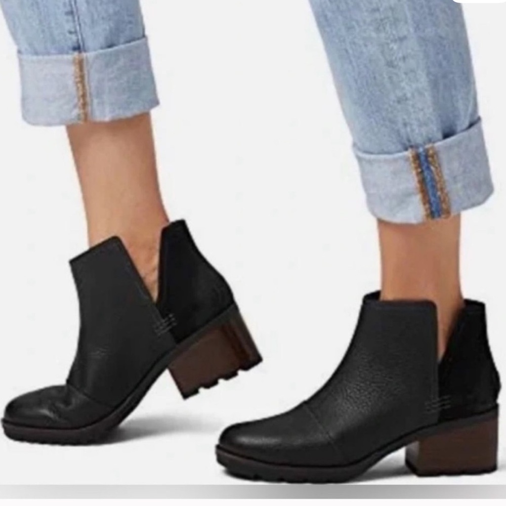Sorel Black Leather Ankle Booties